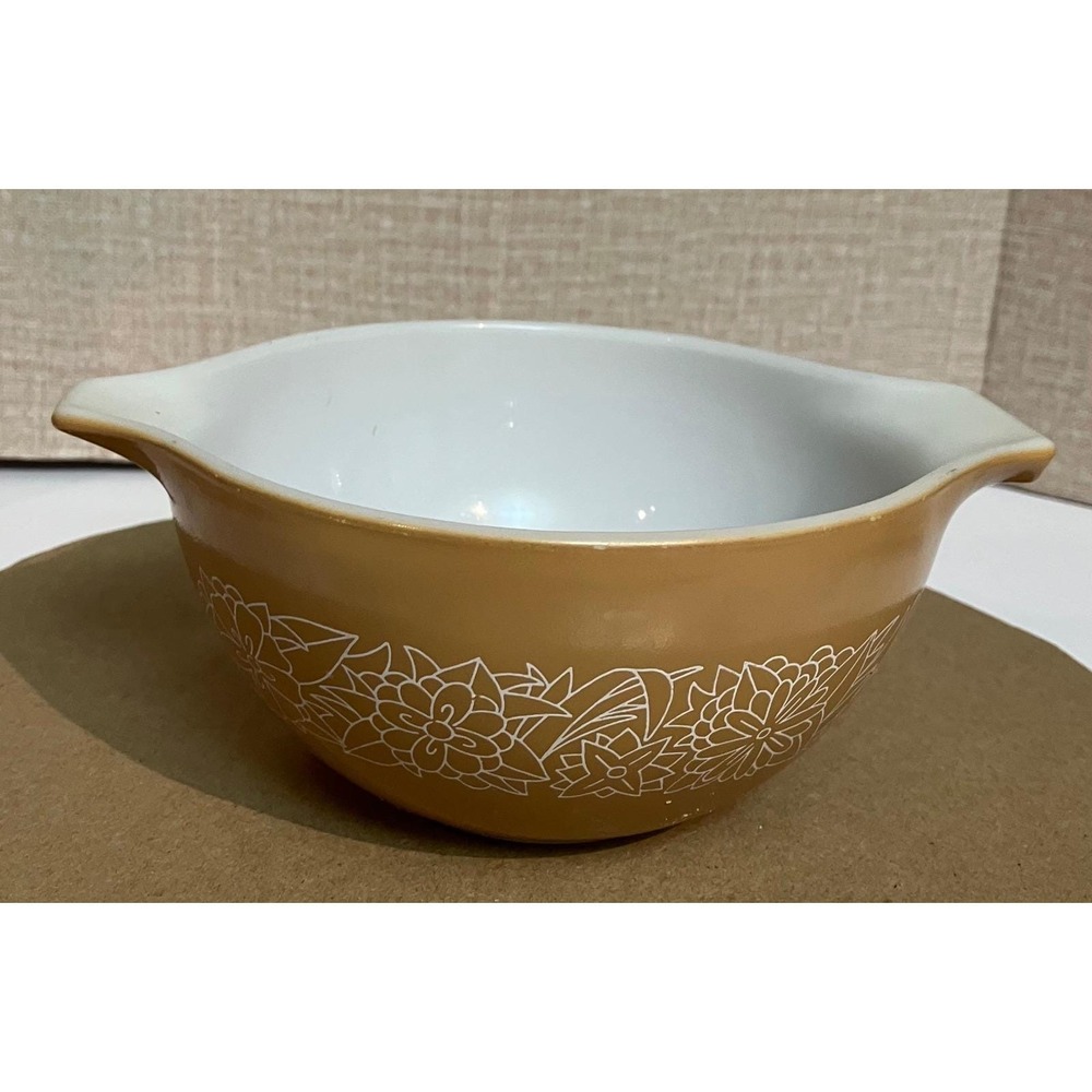 Pyrex Cinderella Mixing Bowl 441 1.5 Pint Gold Excellent‎ Butterfly Gold Floral